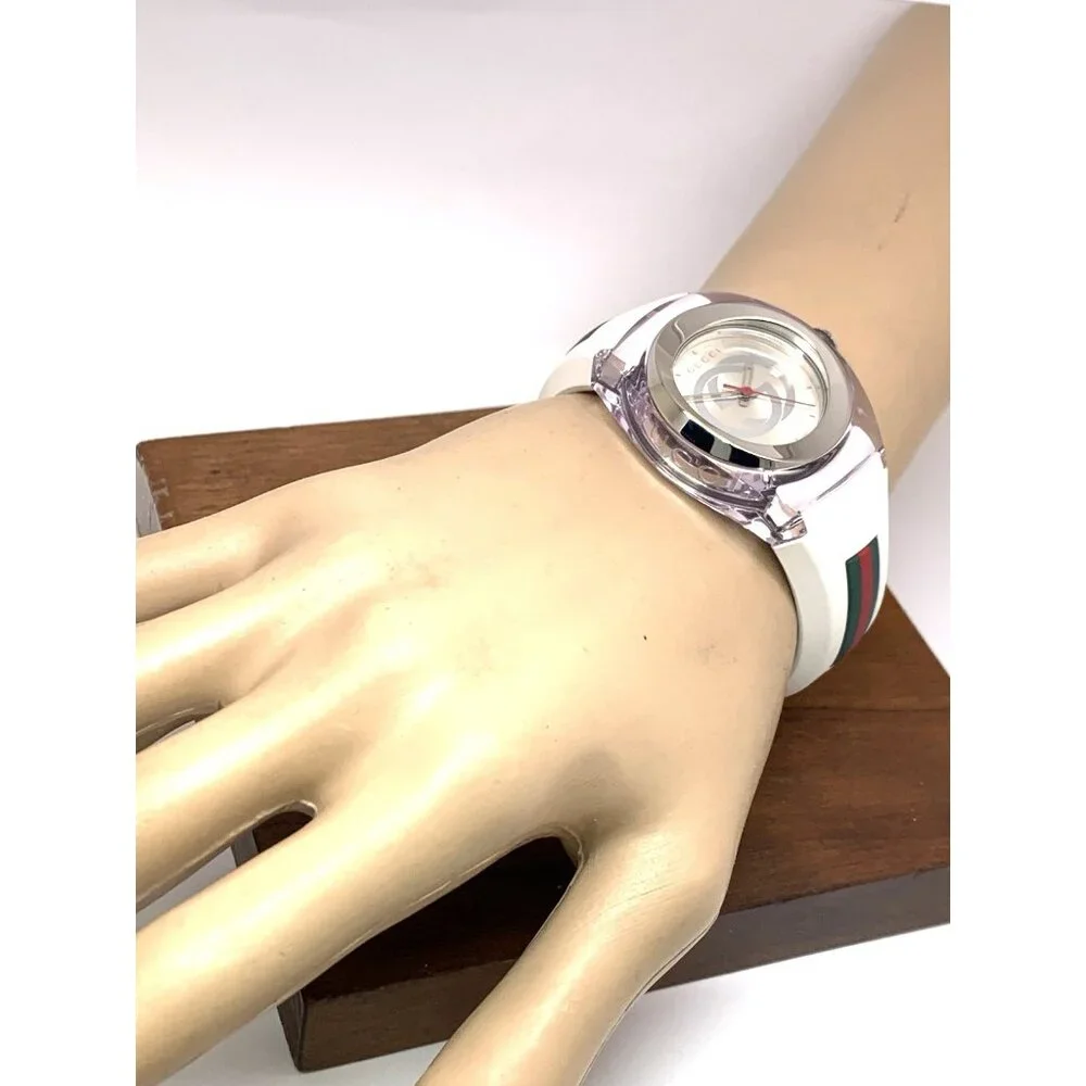 GUCCI Women's Watch SYNC YA137302 Swiss Quartz White Rubber Band 36mm - Picture 5 of 14